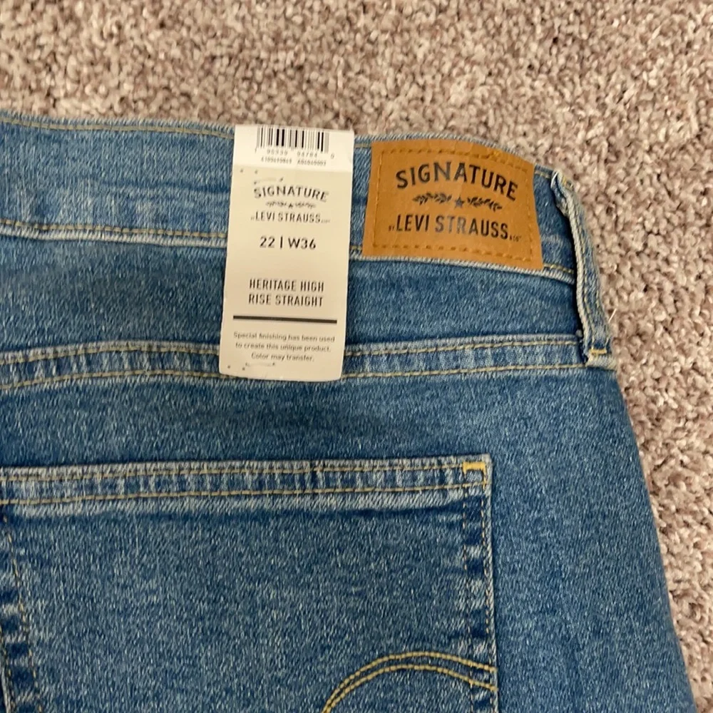 Signature Levi's Strauss heritage high rise straight_8